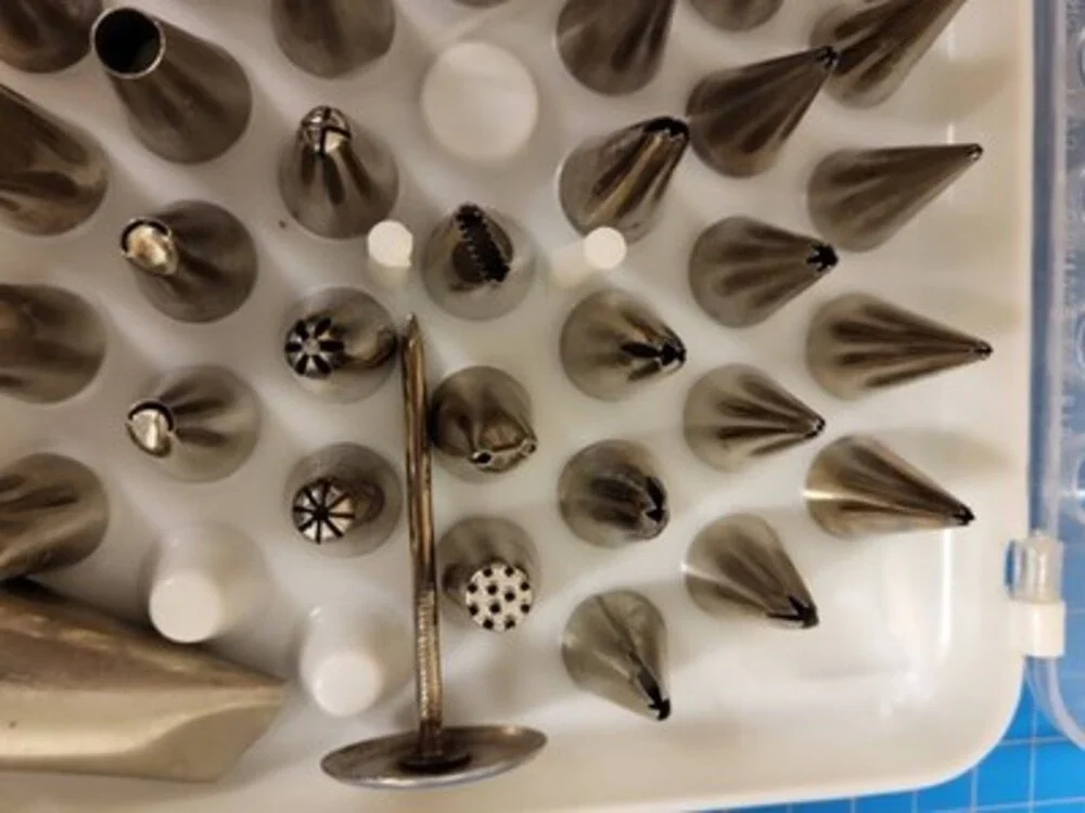 Cake Decorating Tips Set Piping Nozzles Icing Flower Pastry Tools Kit Supplies